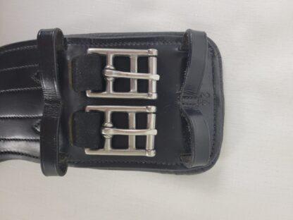 Total Saddle Fit Shoulder Relief Dressage Girth - Black Leather 24 in - Image 4